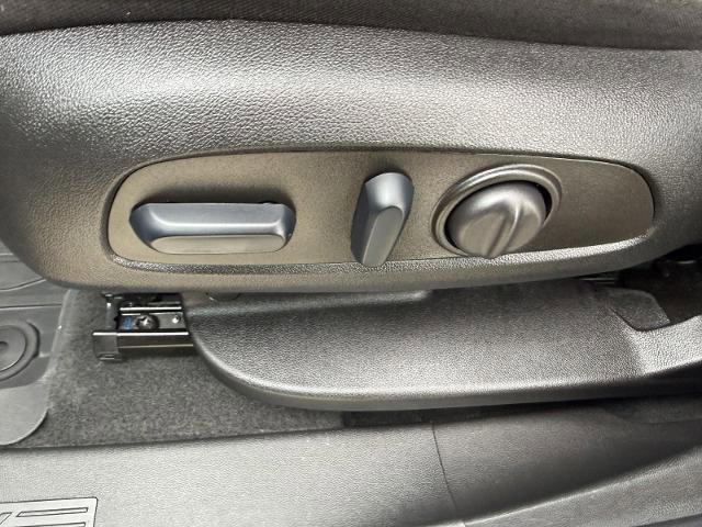 Used 2023 Chevrolet Equinox LT image 17