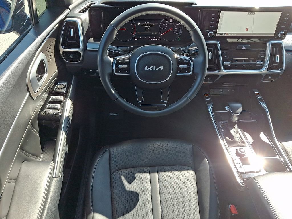 Used 2022 Kia Sorento SX image 12