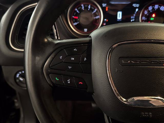 Used 2018 Dodge Challenger SXT RWD image 17