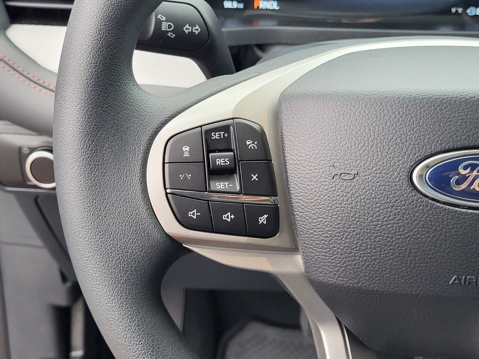 Certified 2026 Ford Explorer Active RWD image 27