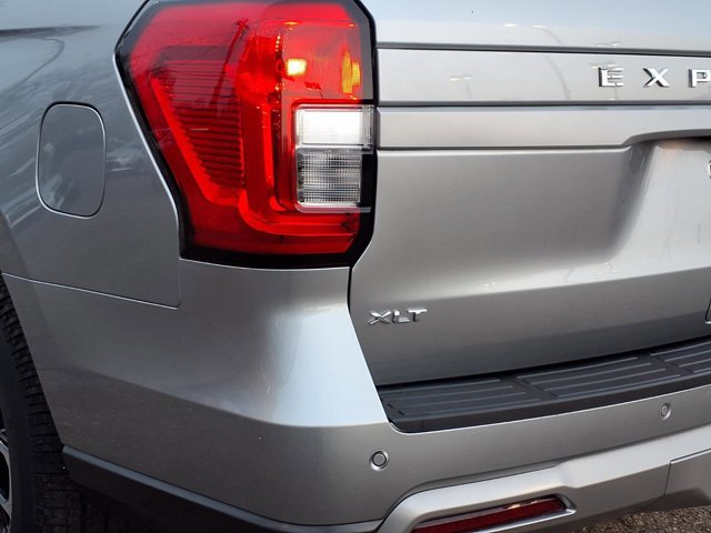 Certified 2023 Ford Expedition XLT image 25