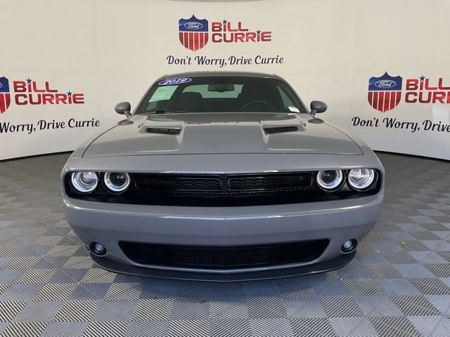 Used 2019 Dodge Challenger SXT w/ Blacktop Package image 8