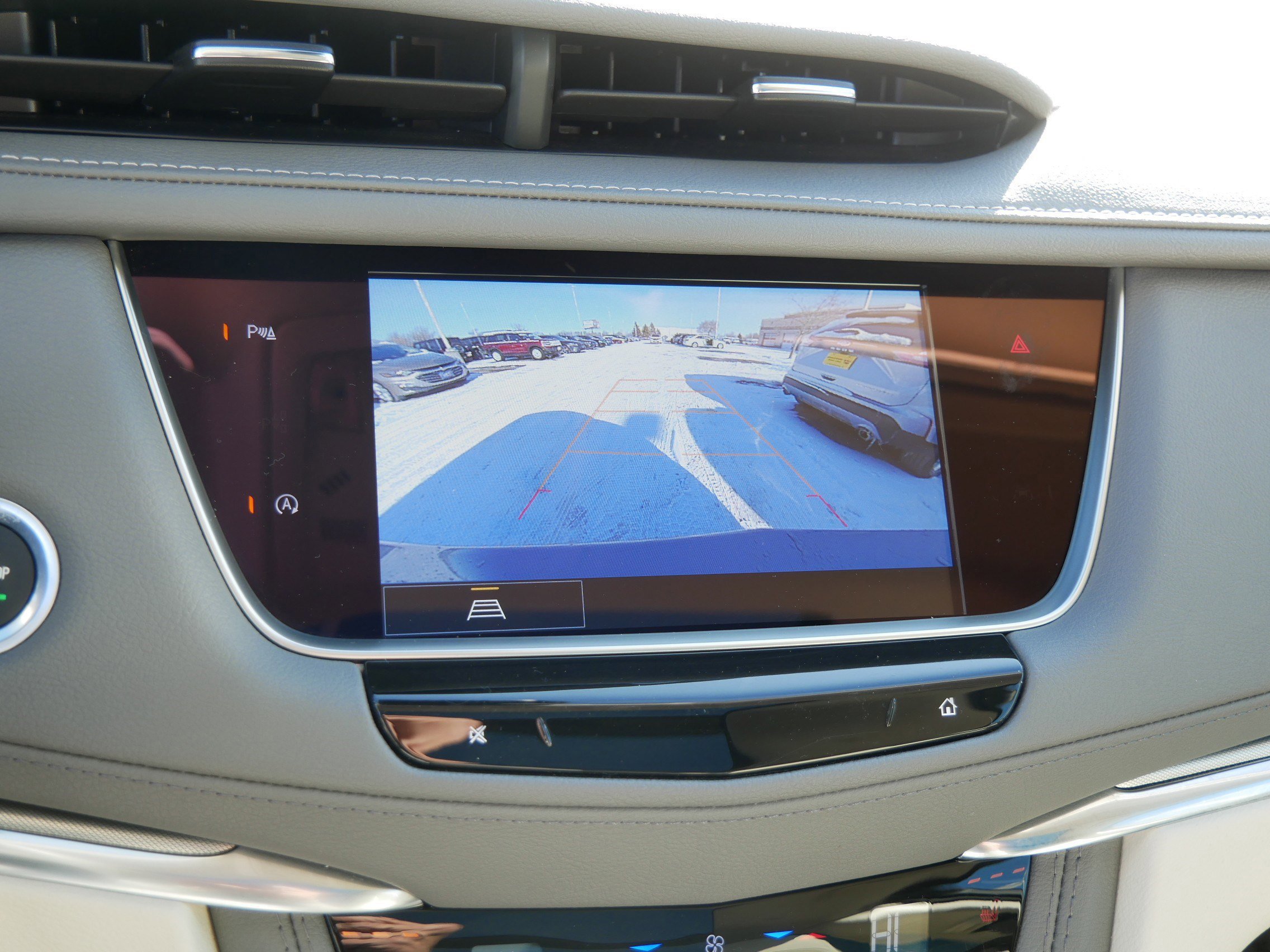 Used 2023 Cadillac XT5 Premium Luxury w/ LPO, Floor Liner Package image 34