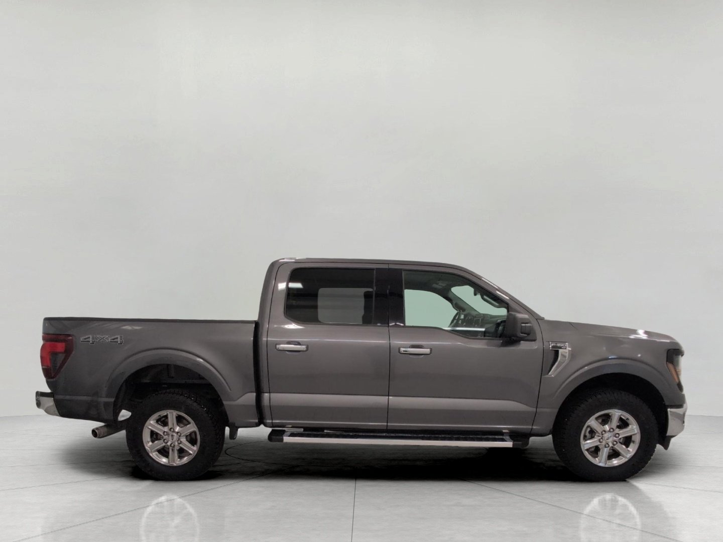 Certified 2024 Ford F150 XLT AWD/4WD image 12