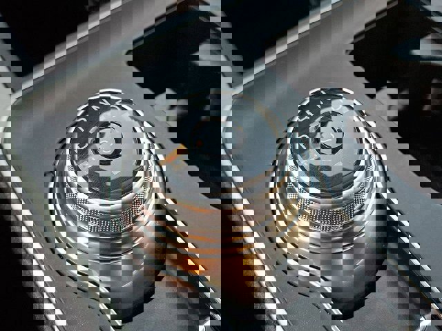 Certified 2022 Ford Edge SE w/ Black Appearance Package image 17