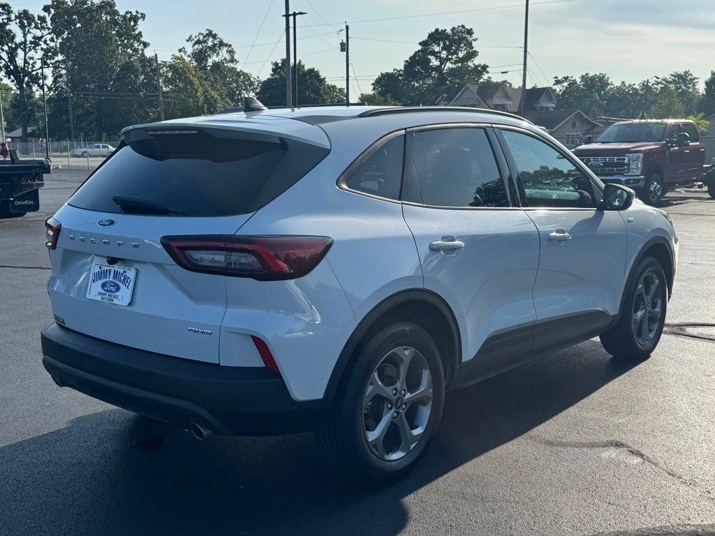 Certified 2025 Ford Escape ST-Line Select AWD/4WD image 20