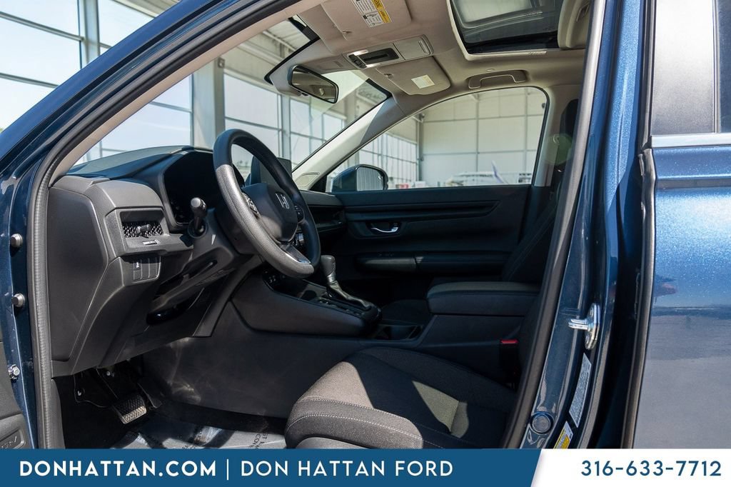 Used 2024 Honda CR-V EX image 3