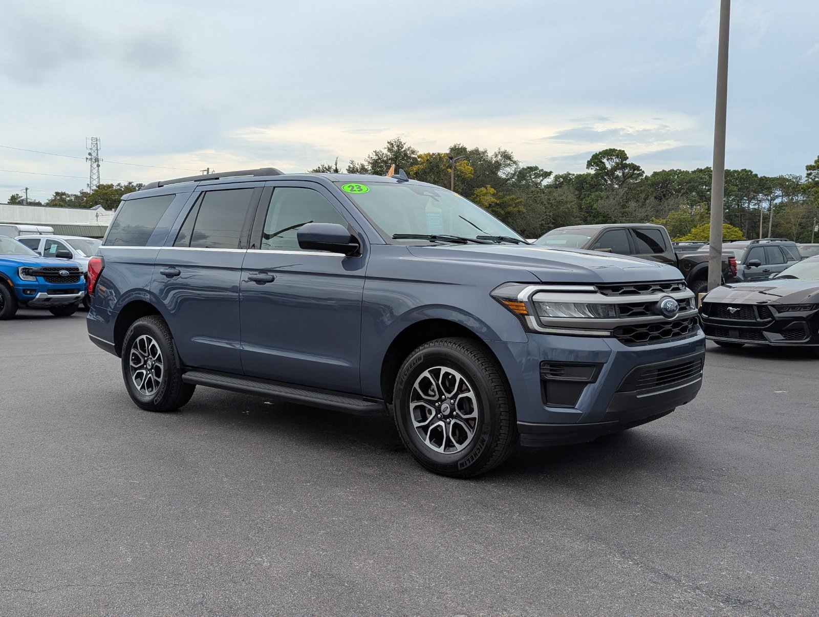 Certified 2023 Ford Expedition XLT RWD image 2