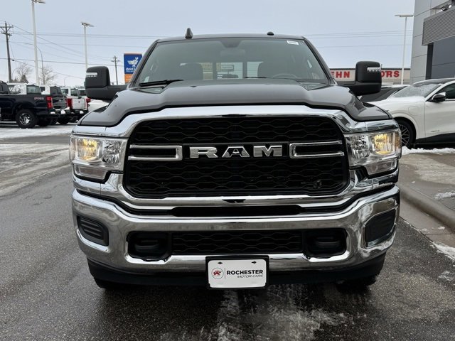 Used 2024 RAM 3500 Tradesman w/ Chrome Appearance Group image 32