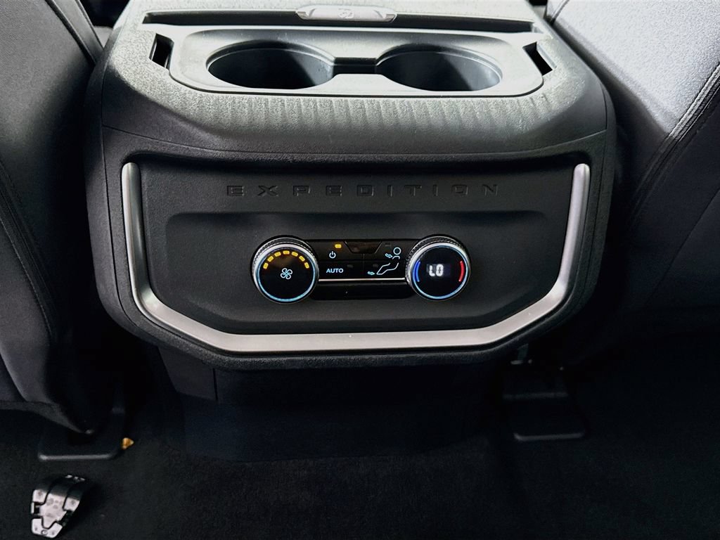 Certified 2025 Ford Expedition Max Active AWD/4WD image 24
