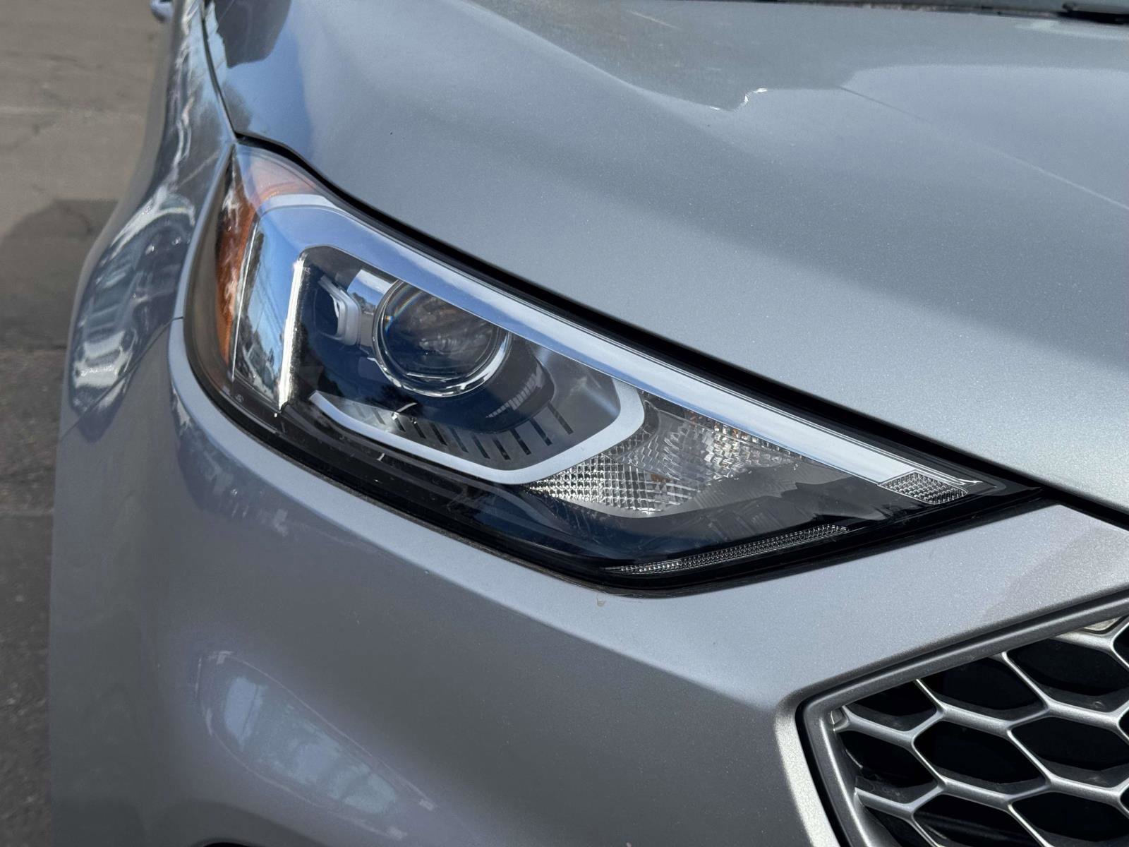 Certified 2024 Ford Edge SE image 7