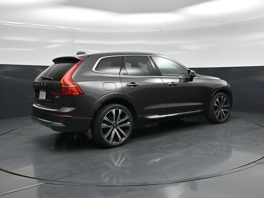 Used 2023 Volvo XC60 B5 Ultimate w/ Climate Package AWD/4WD image 23