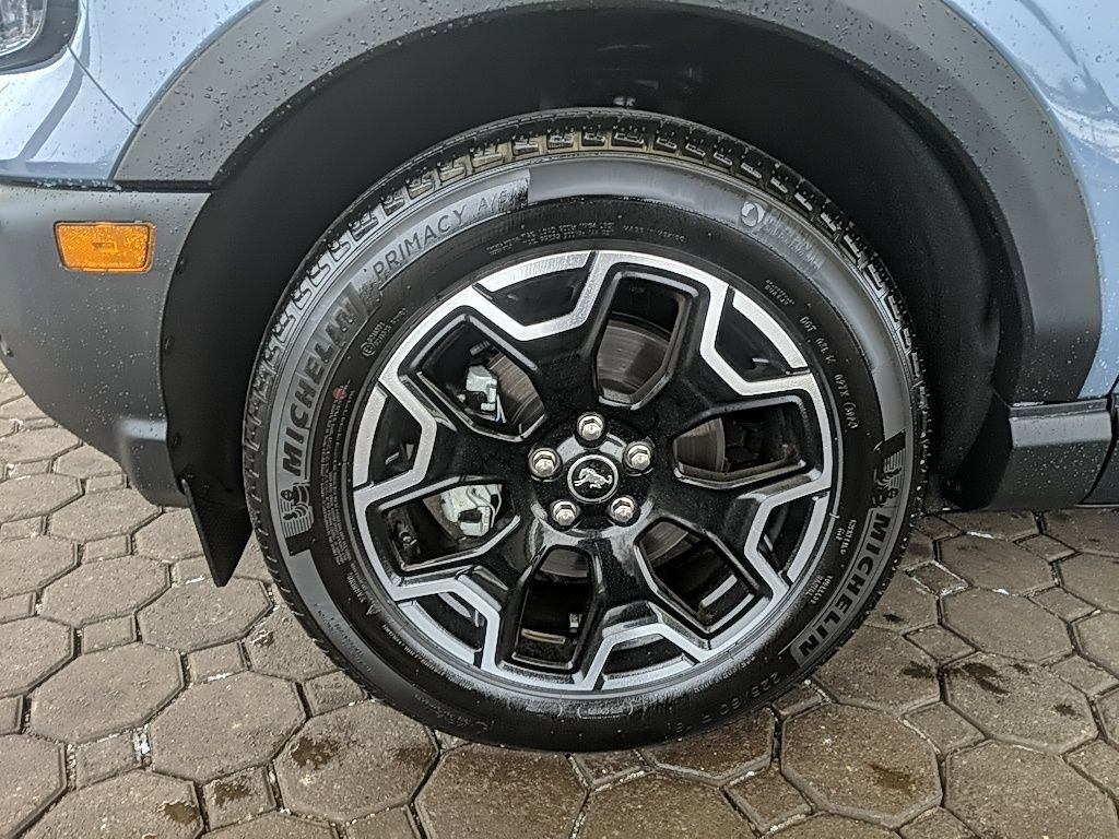 Certified 2025 Ford Bronco Sport Outer Banks w/ Outer Banks Tech Package+ image 9