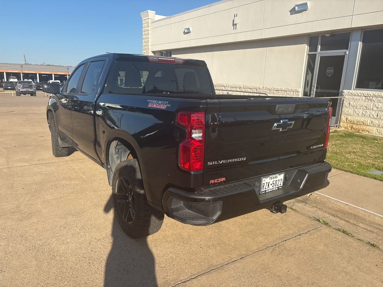 Used 2022 Chevrolet Silverado 1500 Custom Trail Boss image 2