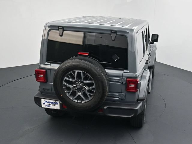 Used 2024 Jeep Wrangler Unlimited Sahara w/ Safety Group AWD/4WD image 35