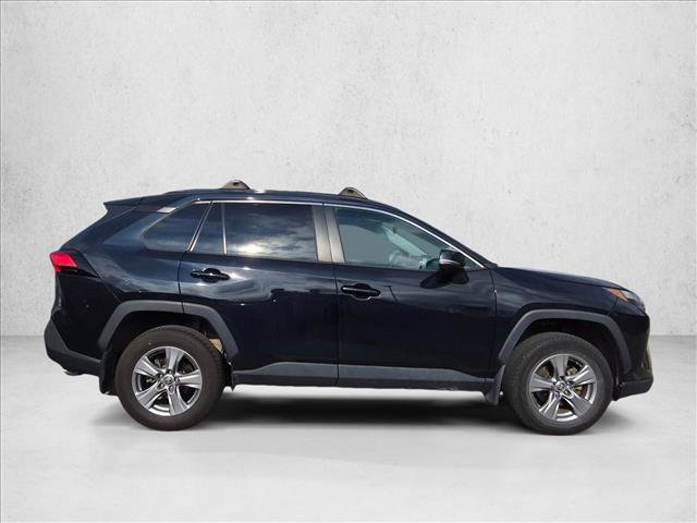 Used 2022 Toyota RAV4 XLE w/ Convenience Package AWD/4WD image 4