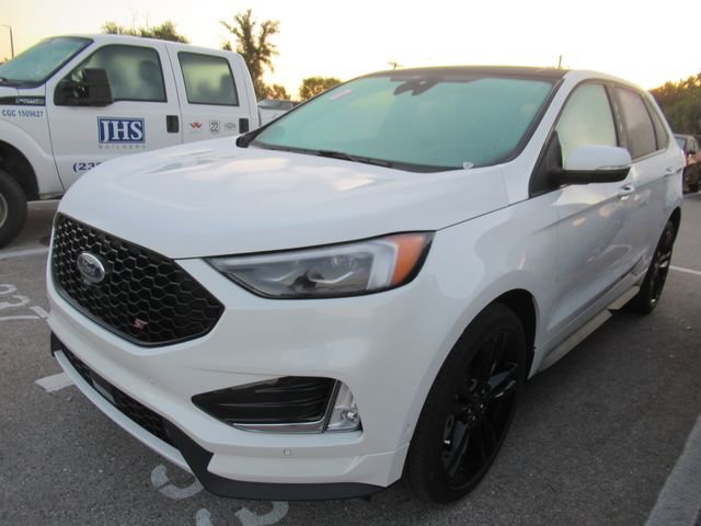Certified 2023 Ford Edge ST w/ Equipment Group 401A AWD/4WD image 3