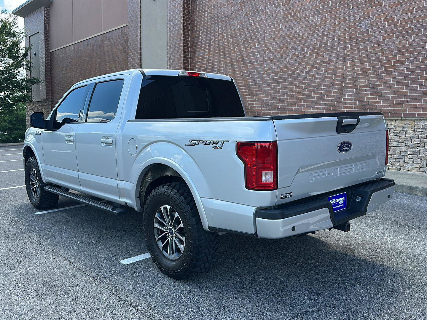 Certified 2018 Ford F150 XLT w/ Equipment Group 302A Luxury AWD/4WD image 3