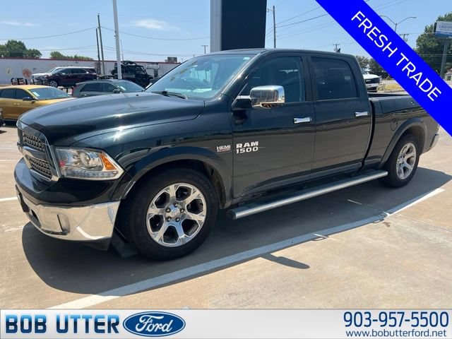 Used 2017 RAM 1500 Laramie AWD/4WD image 3