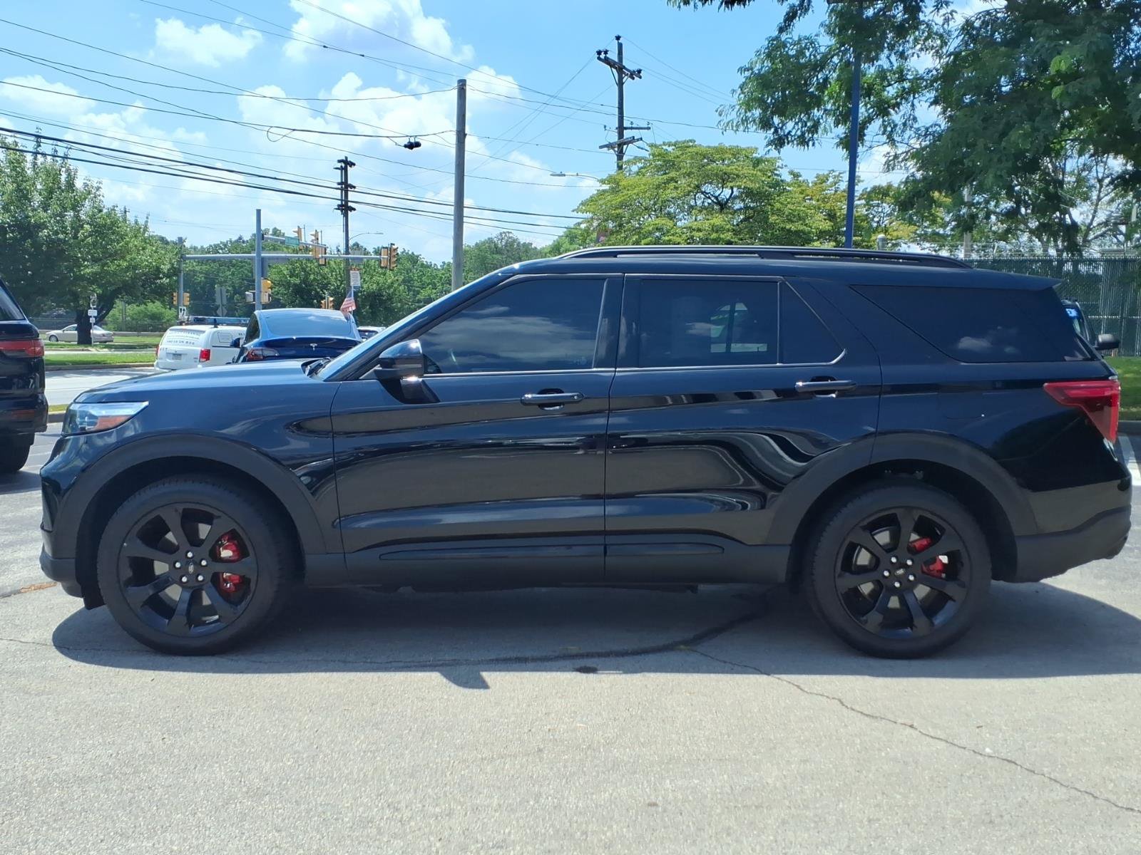 Certified 2023 Ford Explorer ST w/ Equipment Group 401A AWD/4WD image 7