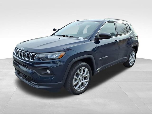Used 2024 Jeep Compass Latitude video 2