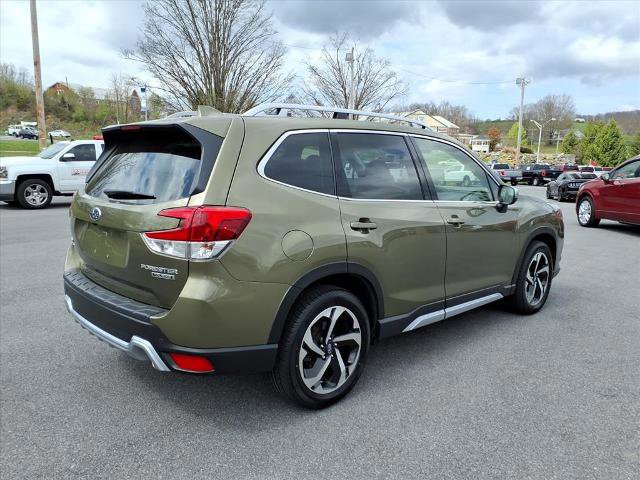 Used 2023 Subaru Forester Touring AWD/4WD image 3