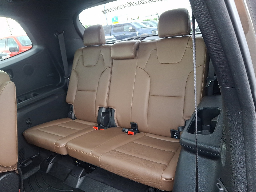 Used 2022 Kia Telluride SX w/ SX Prestige Package AWD/4WD image 11