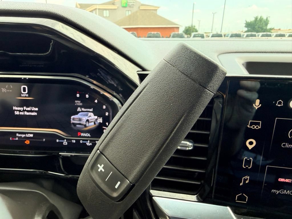 Used 2025 GMC Sierra 1500 SLT AWD/4WD image 26