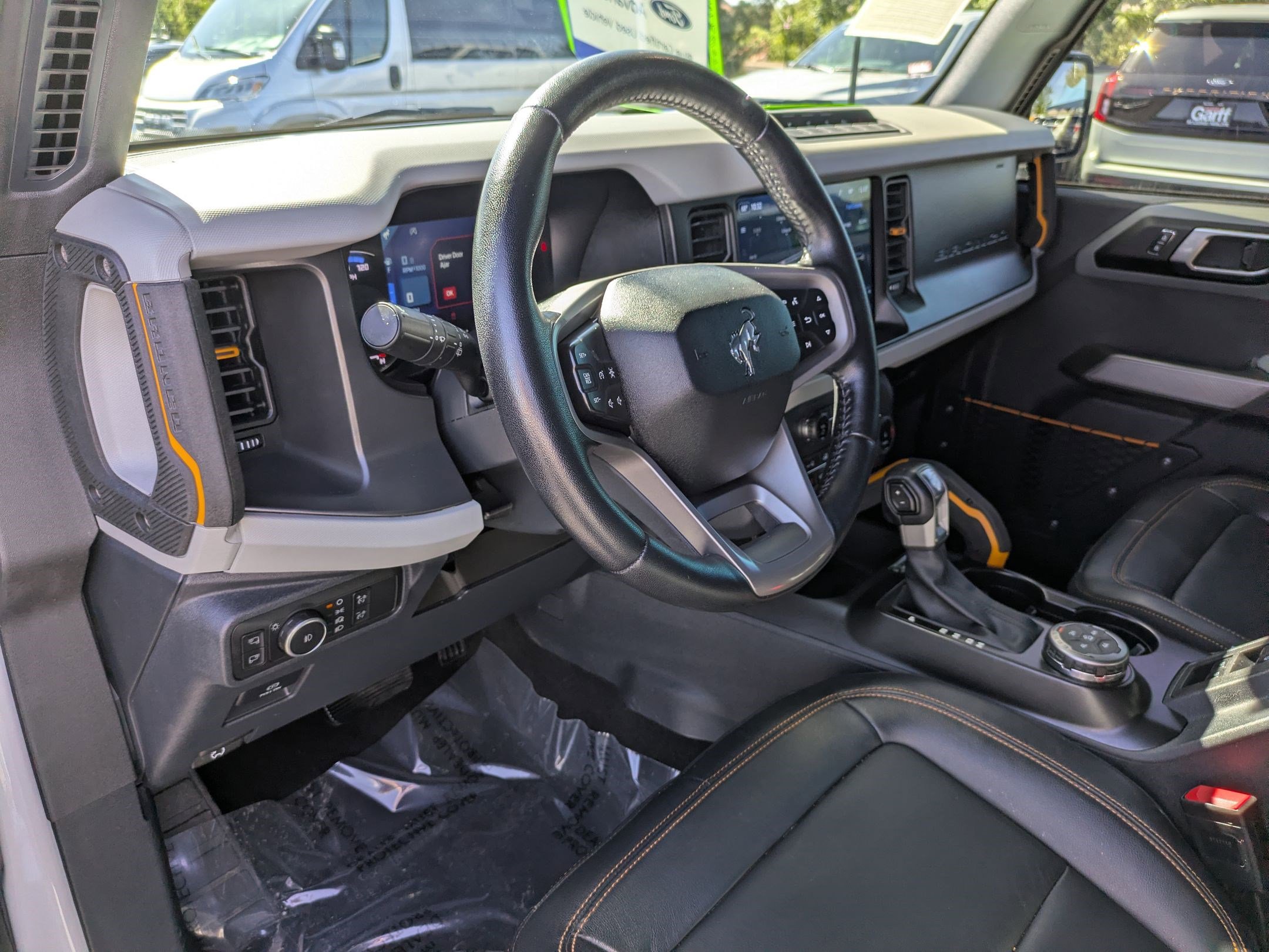 Certified 2022 Ford Bronco Badlands AWD/4WD image 15