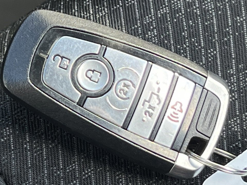 Certified 2022 Ford F150 XLT w/ Equipment Group 302A High image 38