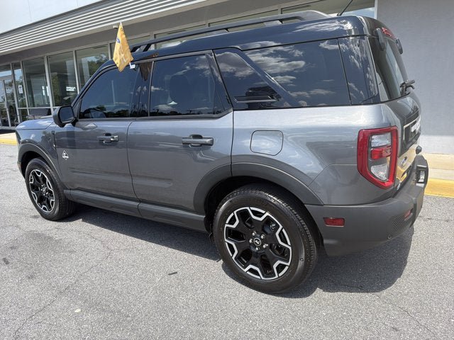 Certified 2025 Ford Bronco Sport Outer Banks w/ Outer Banks Tech Package+ AWD/4WD image 8