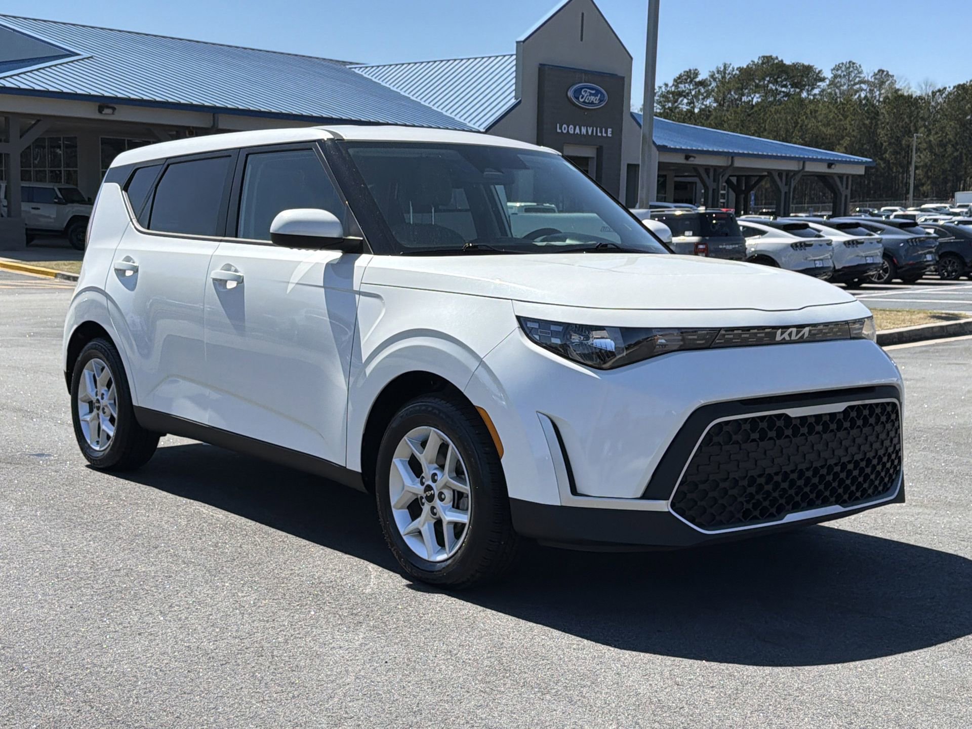 Used 2025 Kia Soul LX w/ LX Technology Package image 26