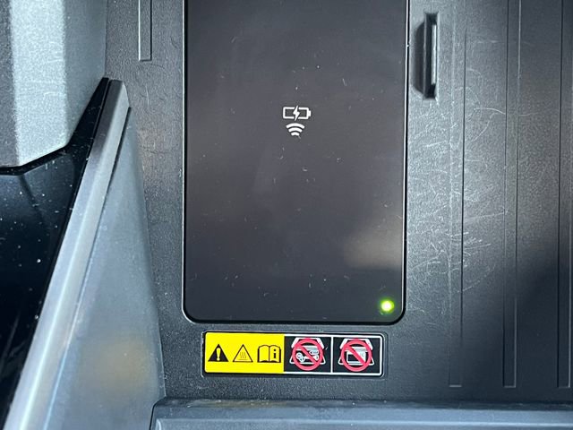 Used 2025 Toyota Tundra Limited image 34