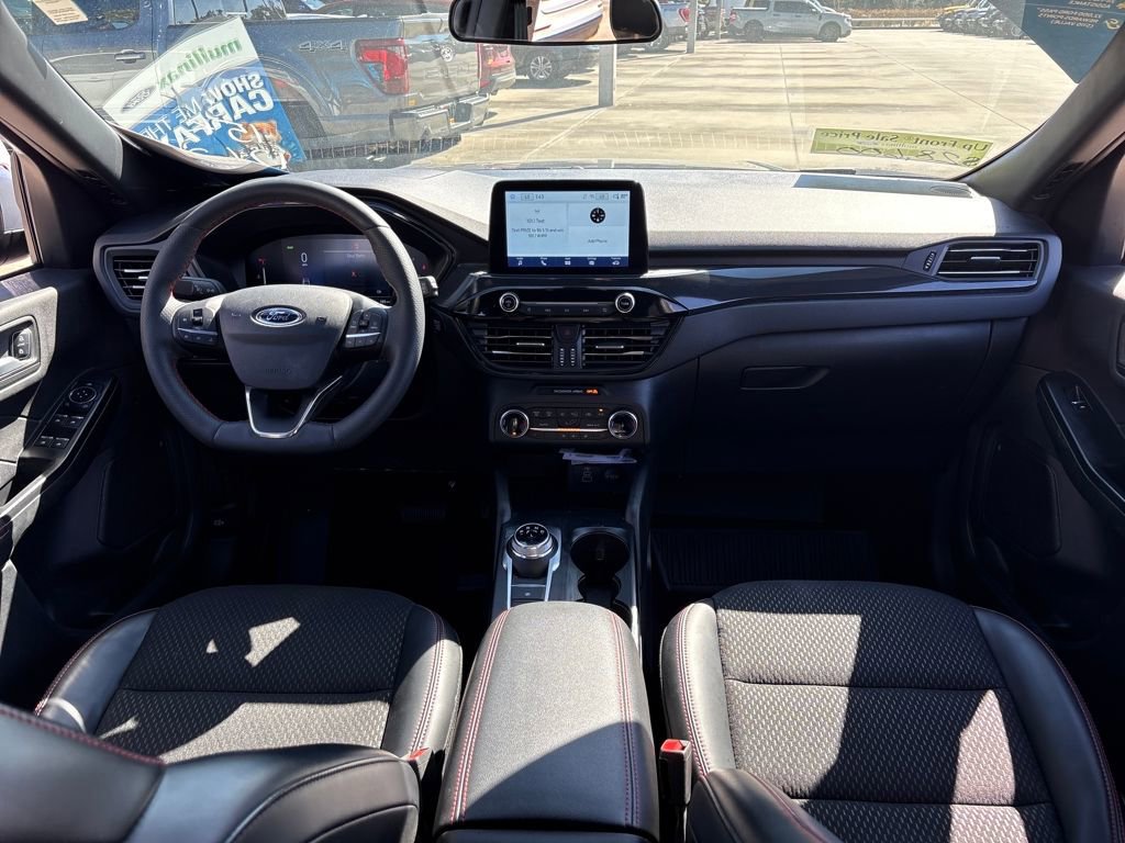Certified 2025 Ford Escape ST-Line Elite image 11