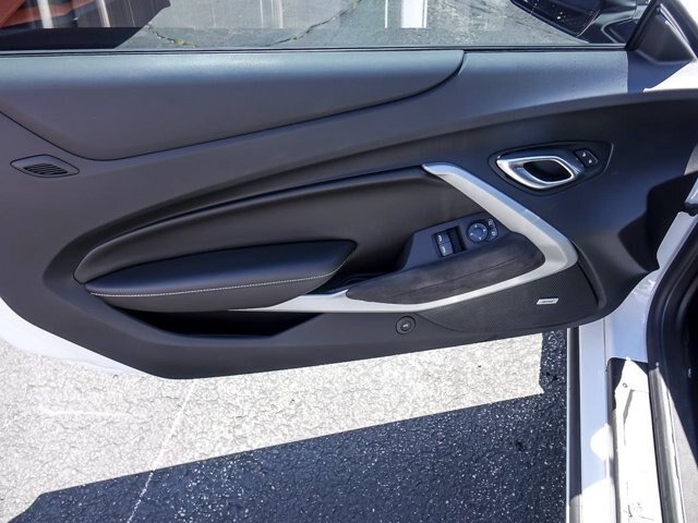 Used 2022 Chevrolet Camaro LT RWD image 26