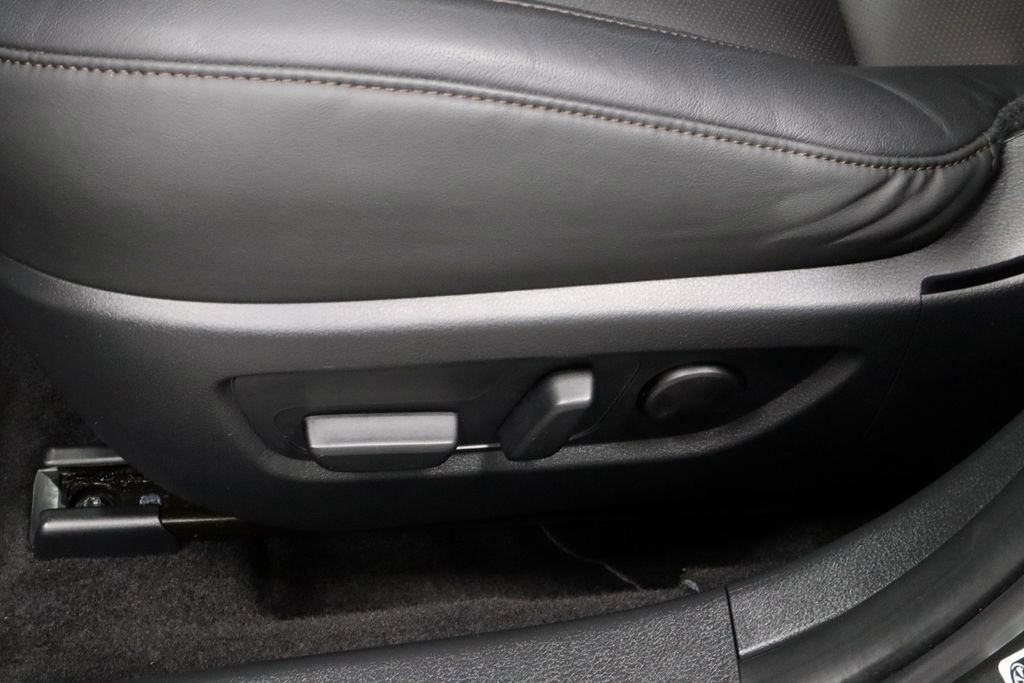 Used 2025 MAZDA CX-30 AWD 2.5 S w/ Premium Package image 25