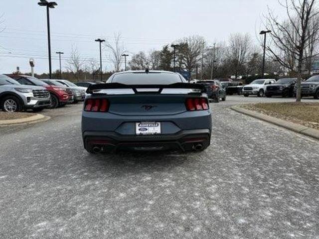 Certified 2025 Ford Mustang Coupe image 2