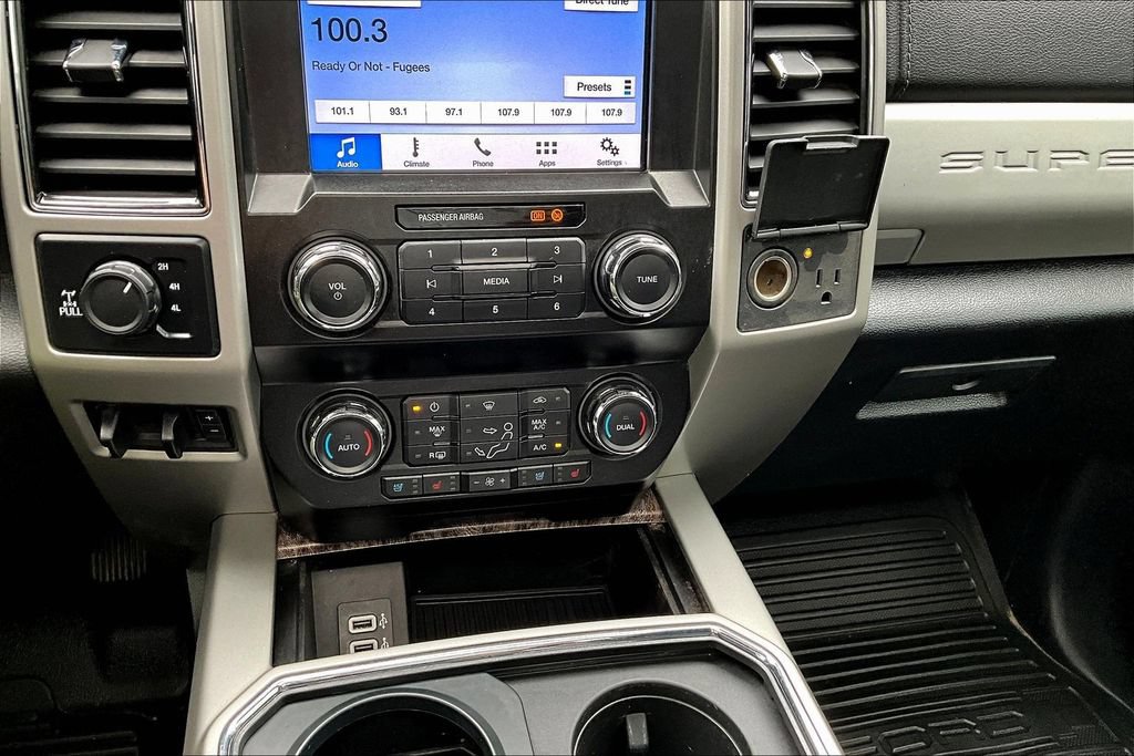 Certified 2019 Ford F250 Lariat w/ Lariat Value Package AWD/4WD image 19