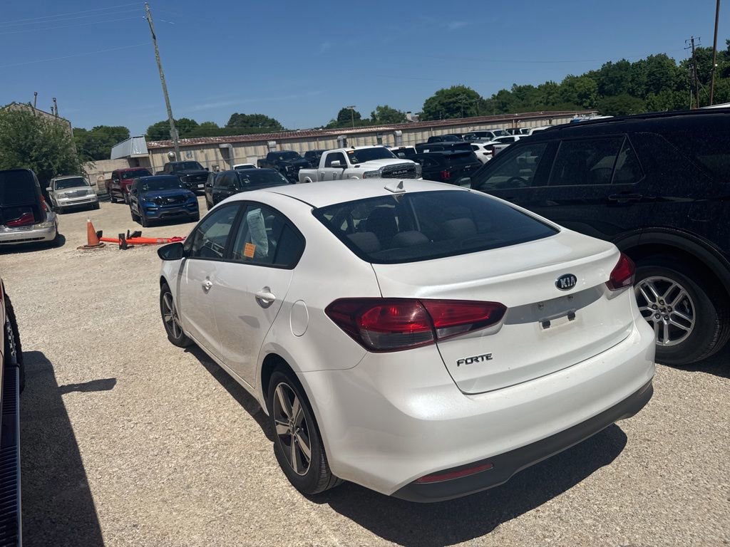 Used 2018 Kia Forte LX w/ LX Popular Package FWD image 3