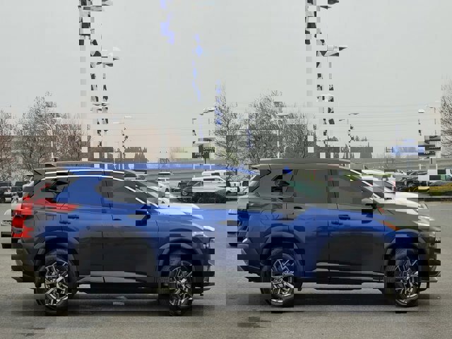 Used 2023 Nissan Rogue S image 6