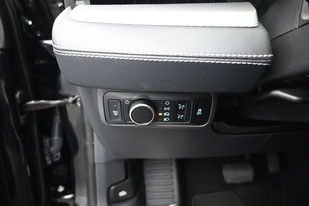 Certified 2023 Ford Mustang Mach-E Select RWD image 12
