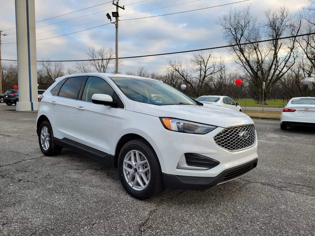 Certified 2024 Ford Edge SEL image 7