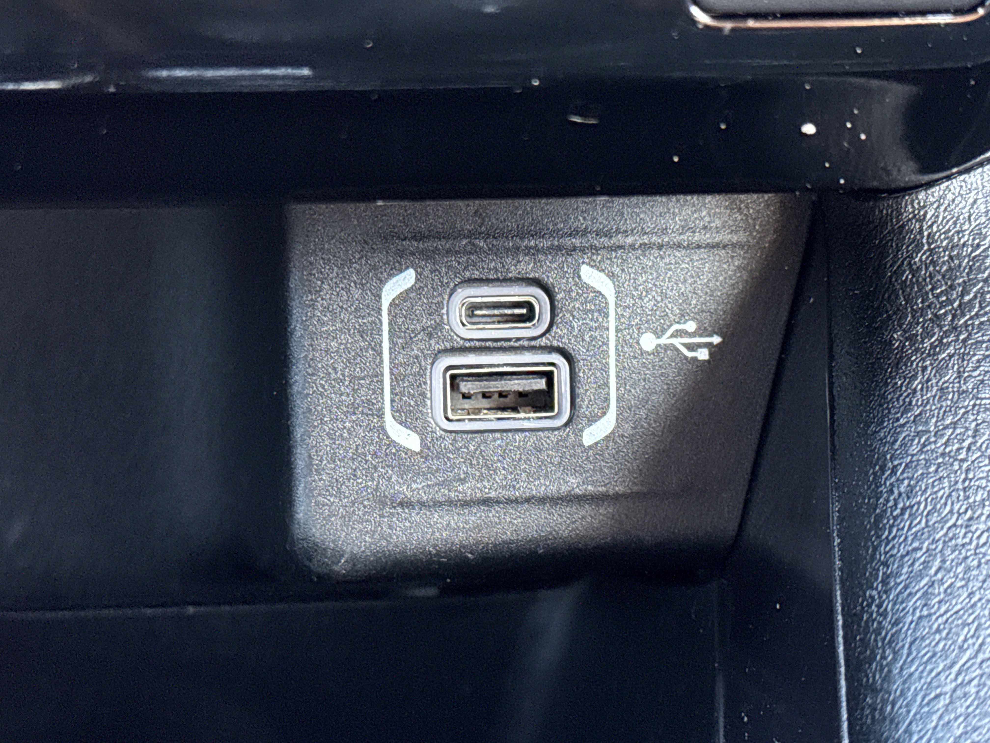 Used 2024 Jeep Compass Latitude image 21