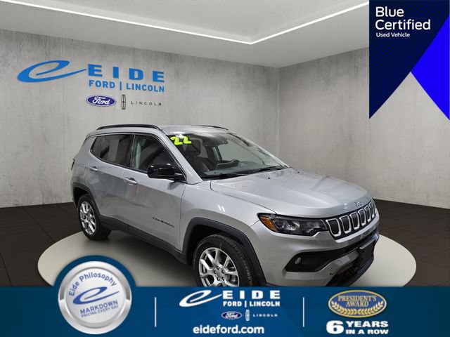 Used 2022 Jeep Compass Latitude AWD/4WD image 1