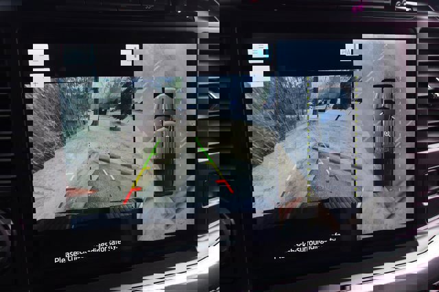 Certified 2022 Ford F150 Lariat w/ Equipment Group 502A High image 29