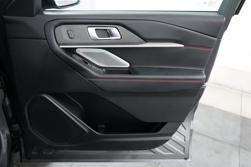 Certified 2025 Ford Explorer ST AWD/4WD image 26