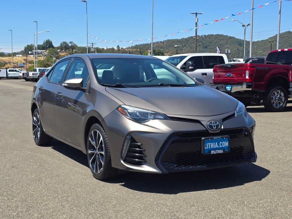 Used 2018 Toyota Corolla SE w/ Carpet Mat Package (TMS) FWD image 7