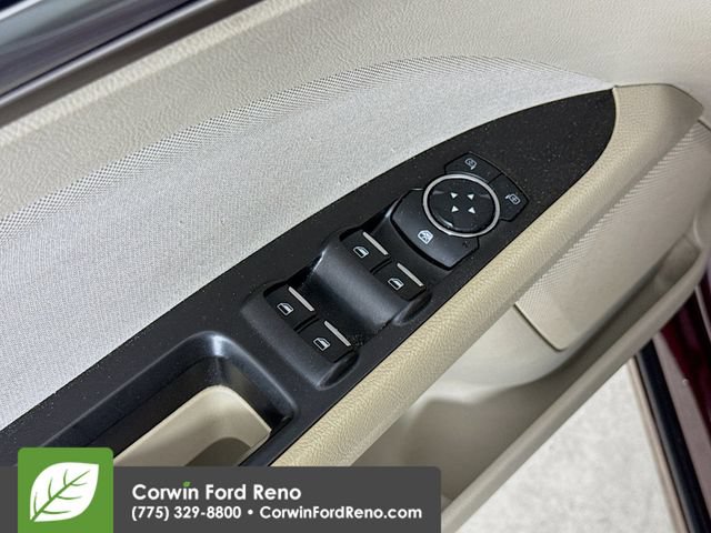 Certified 2017 Ford Fusion SE w/ Fusion SE Technology Package FWD image 17