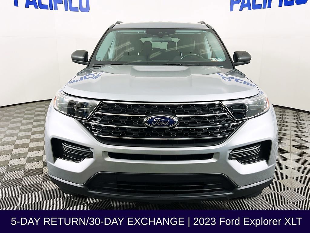Certified 2023 Ford Explorer XLT image 8