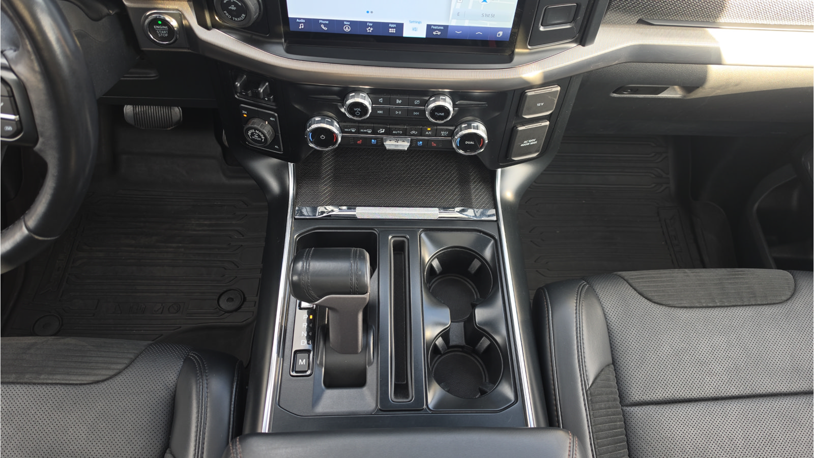 Certified 2023 Ford F150 Raptor w/ Raptor Carbon Fiber Package AWD/4WD image 17